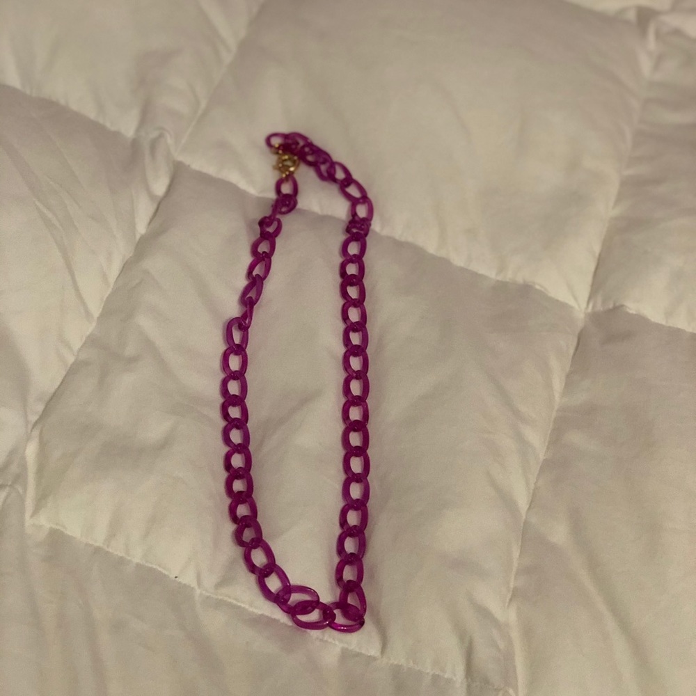 purple loop necklace